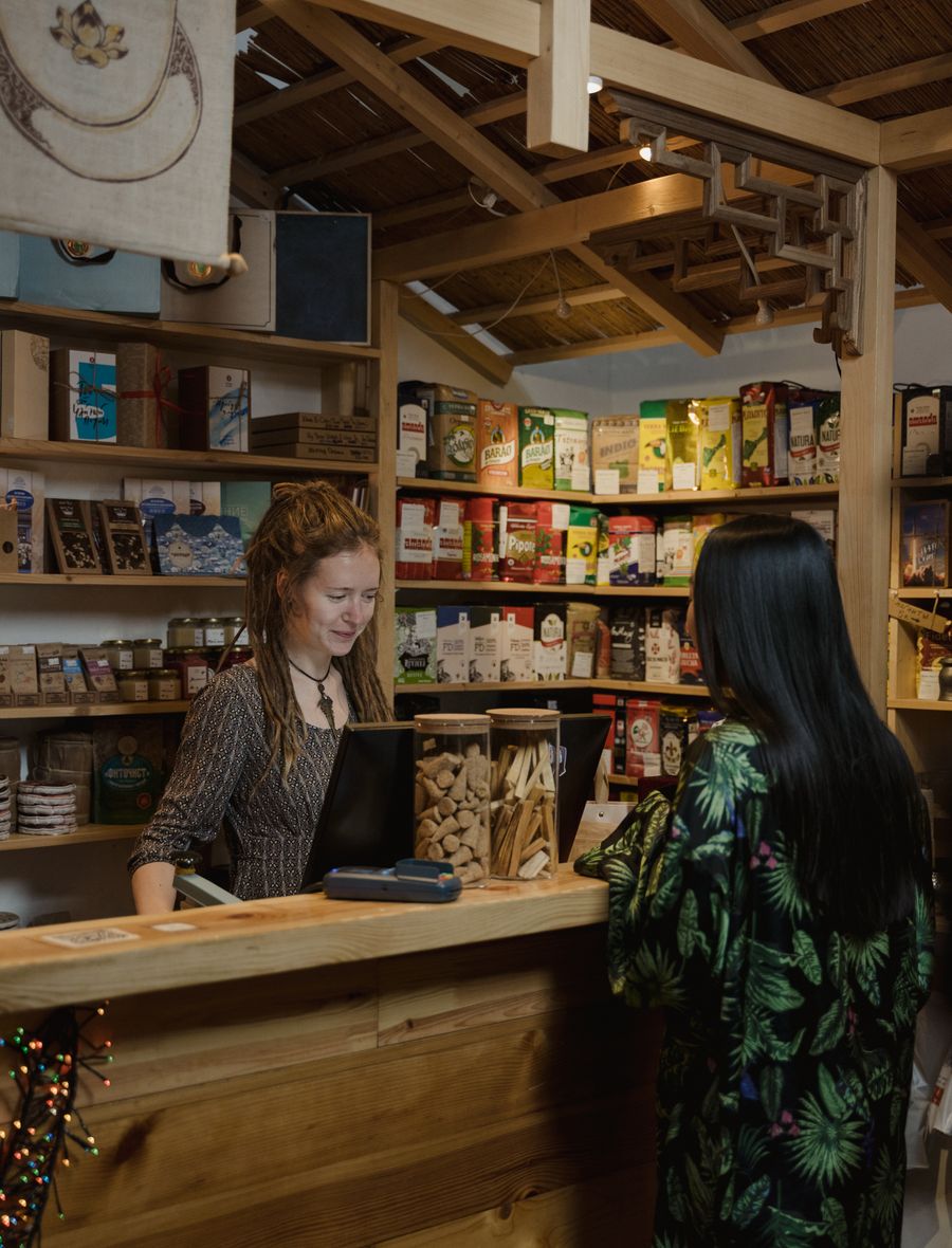 Inside the Cealune boutique